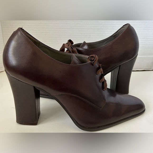 LIKE NEW VINTAGE OXFORD STYLE LACE UP WESTIES Sz. 10. RICH BROWN, RIBBON LACES - Picture 11 of 11